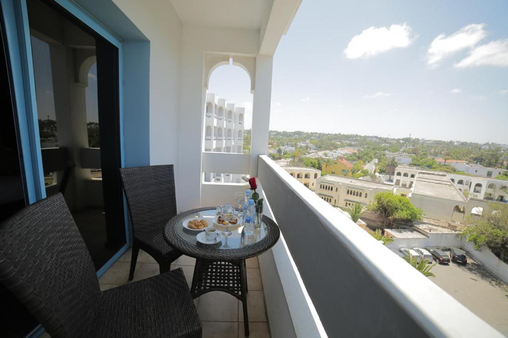 קזבלנקה Hotel Suisse מראה חיצוני תמונה